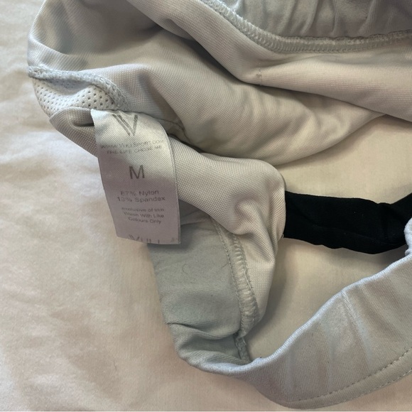 Vull Sport Cross back Medium Gray Sports Bra PRELOVED Mark on Front see photos - Picture 4 of 6